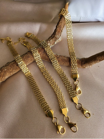 Auric Mesh Bracelet