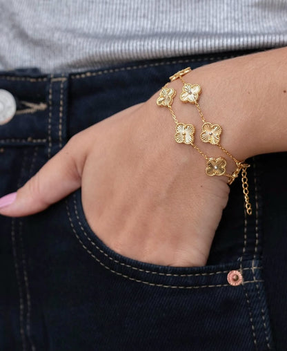 Amour Clover Bracelet