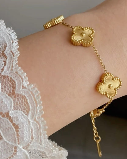 Amour Clover Bracelet