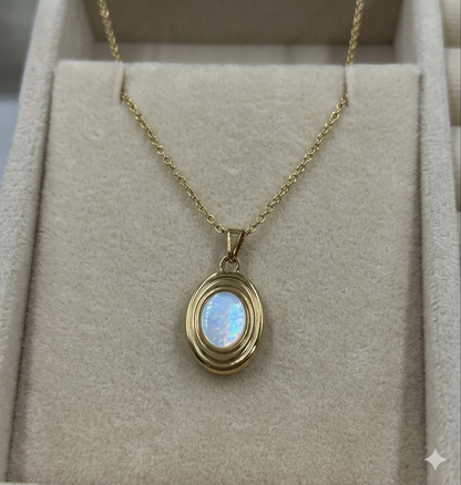 Lunaire Necklace